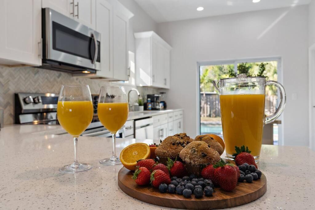 Florida Getaway With Backyard Pool Oasis Villa Sarasota Esterno foto