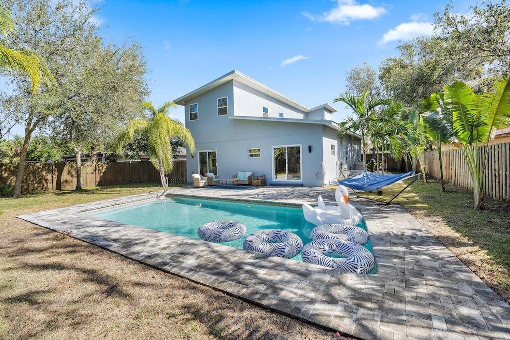 Florida Getaway With Backyard Pool Oasis Villa Sarasota Esterno foto