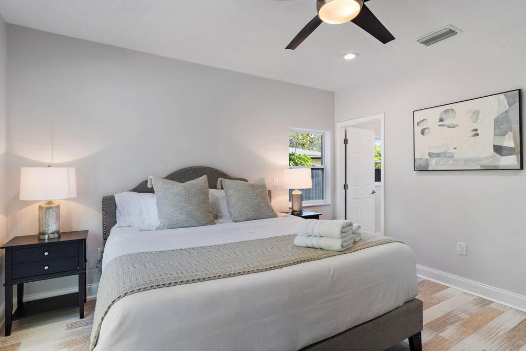 Florida Getaway With Backyard Pool Oasis Villa Sarasota Esterno foto